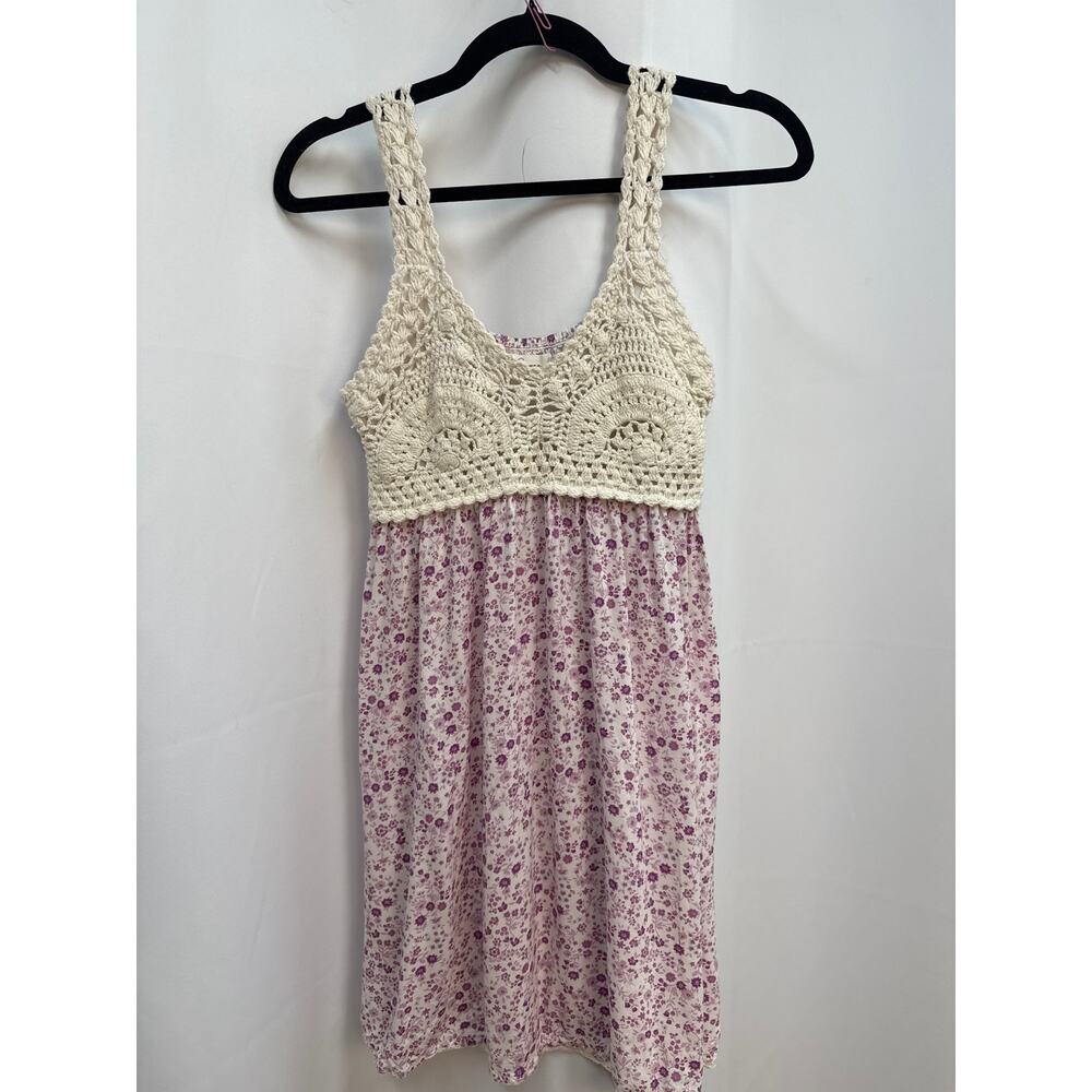 Floral Jopna dress knitted top knee length size M
Ptp-15
Length-34